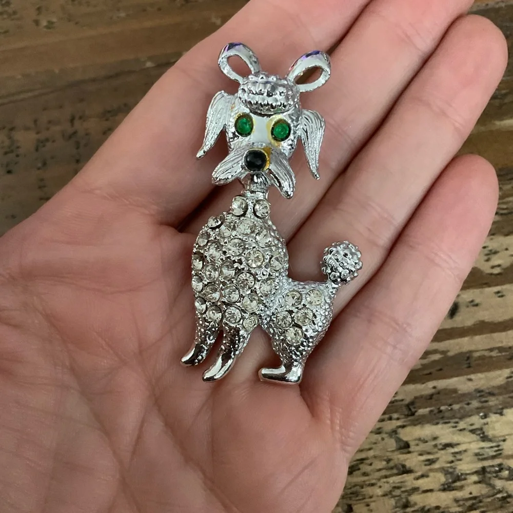 VINTAGE GREEN‎ EYED POODLE BROOCH